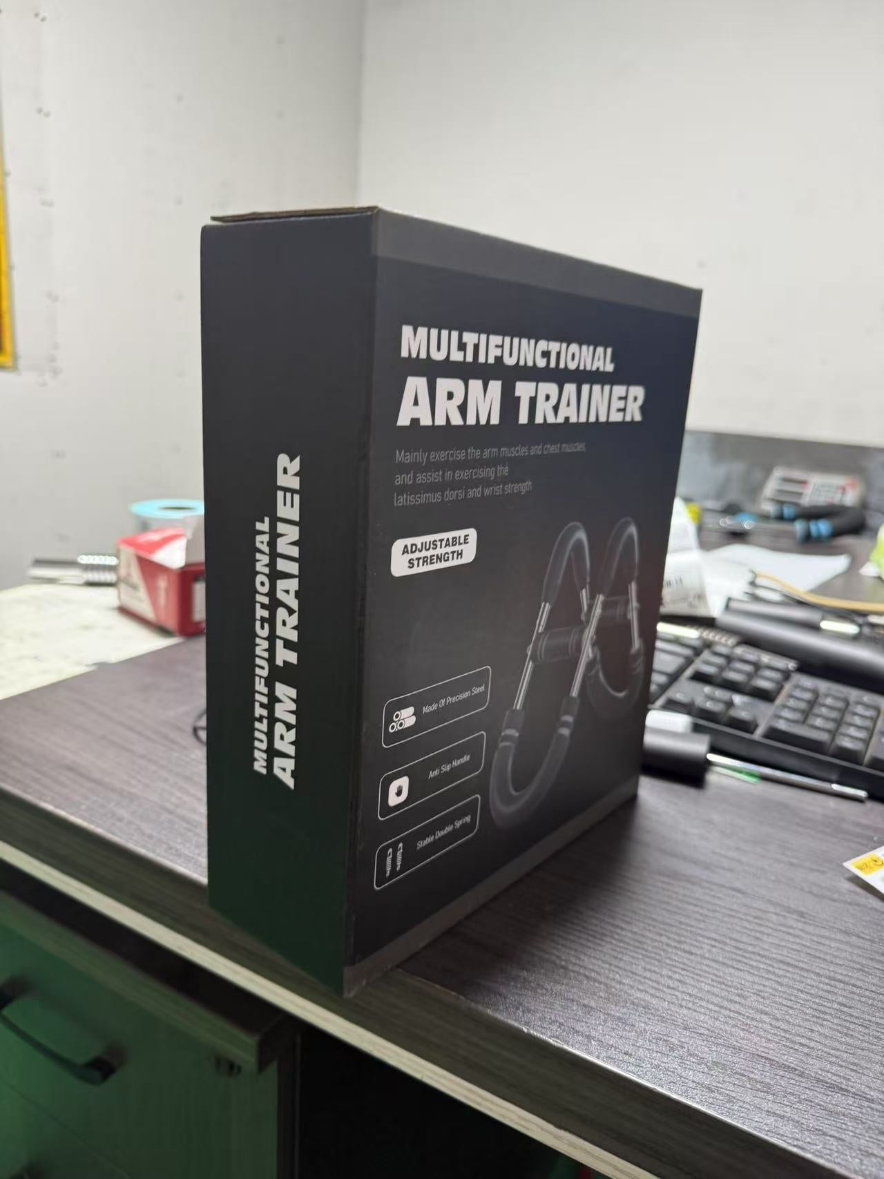 U-Shaped Arm Strengthened & Chest Trainer